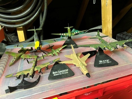 Diecast model aircraft - diecast,