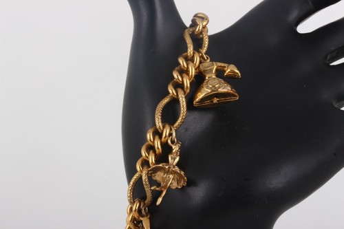 Gold tone charms - tone,