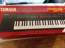 Vintage Yamaha PSR-7 Electric Keyboard Synthesizer With & Music Book, Boxed 