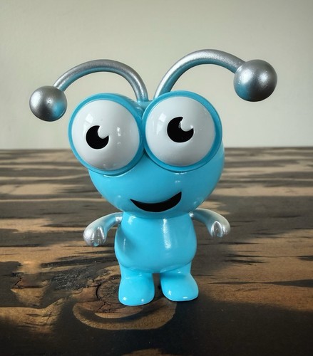 New cricut cutie collectible - cutie,