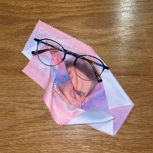Brand new pack essilor - 2,