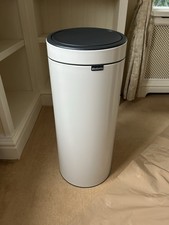 Brabantia Kitchen Bin 23-30 Litre Cream Touch Top Lid