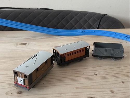 Thomas trackmaster toby - thomas,