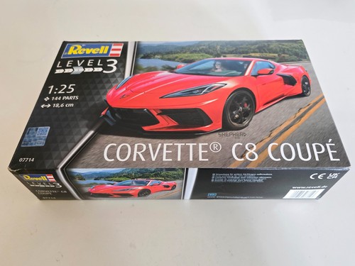 Revell scale chevrolet - 1:25,