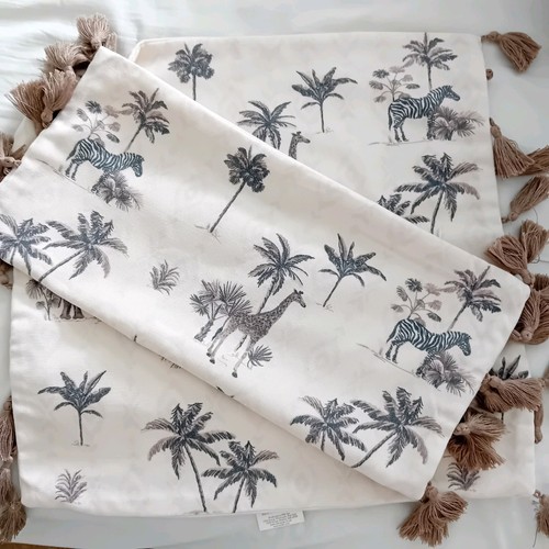 Pair cushion covers - covers, zebra