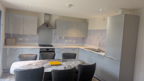 Full kitchen units used pre - kitchen,