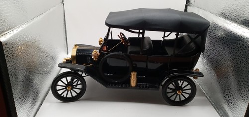 Franklin mint scale model - a,