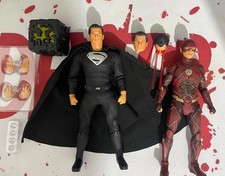 Mezco One:12 Zack Snyder