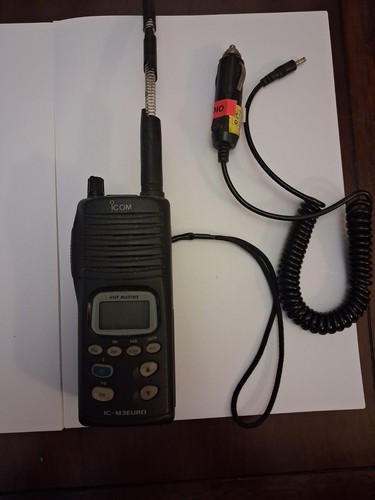 Icom handheld marine vhf radio - icom,