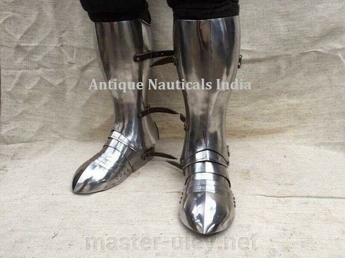 Medieval pair leg greaves - medieval,