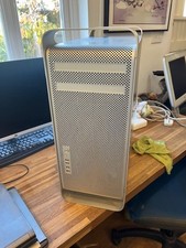 Mac Pro xeon 64 bit workstation. Complete with screen, leads and keyboard.