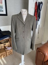 Traditional Harry Hall Keepers