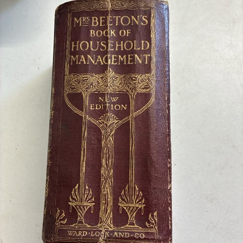 Mrs beetons book household - beetons,