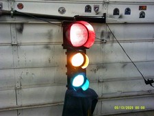 FULL TRAFFIC SIGNAL STOP LIGHT