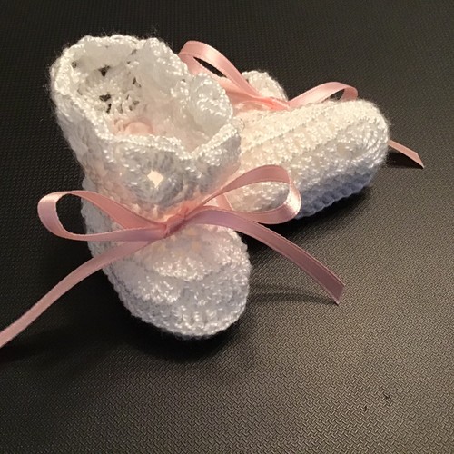 Crochet baby shoes - crochet,