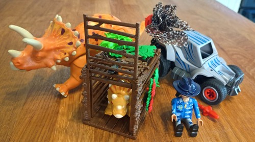Playmobil dinosaur play set - play,