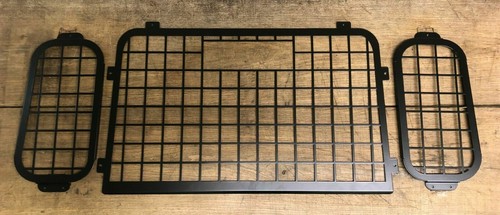 Rear window mesh middle guard - mesh,