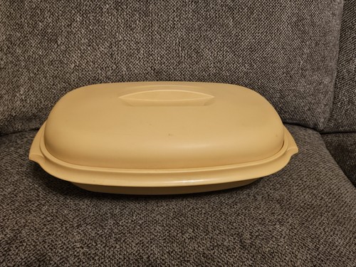 Vintage tupperware piece - vintage,