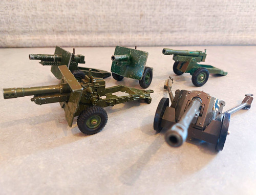 Britains ltd crescent field - britains,