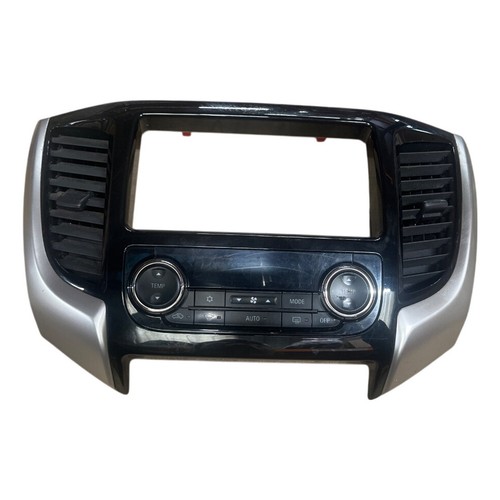 Mitsubishi l200 media display - l200,