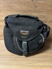 Tamrac Velocity 7 camera