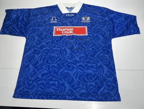 Peterborough united vintage - united,