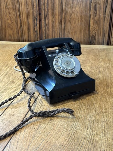 Bakelite telephone call - bakelite,