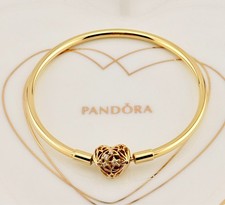 New Genuine Pandora ShineGold Moments Celestial Star Heatr Bangle 563401C01-19cm