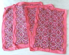 VINTAGE 1970's LINEN NAPKINS -