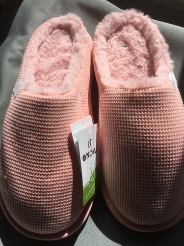 Ladies fluffy lined slippers