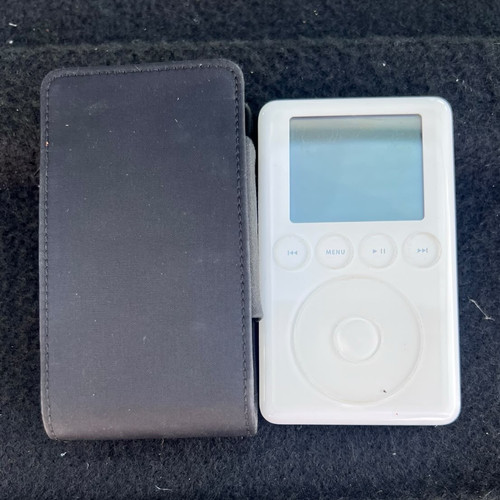 Apple ipod classic 3rd - apple,