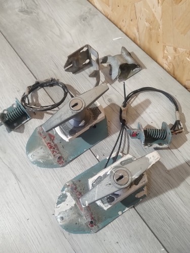 Henderson garage door handle - henderson,