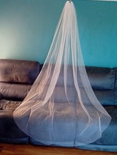 white veil 1 tier chapel