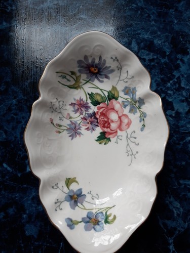 Crown staffordshire bone china - crown,