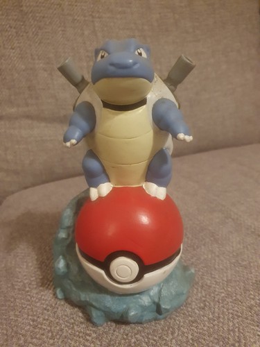 Blastoise pokemon 1996 - pokemon,
