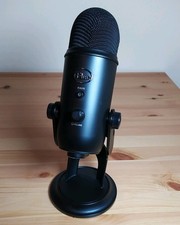 Logitech Yeti Blue A00132 Premium USB Condenser Microphone (U) Good working cond