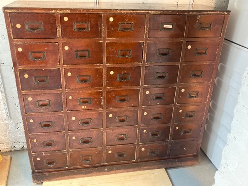 Large antique tobacconists - ,