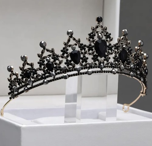Black bridal headdress - ,