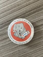 Vtg CREST Toothpaste Brush Teeth ELEPHANT Don't Forget Fluoride Badge Pin P424