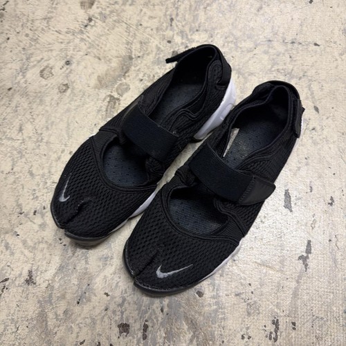 Nike air black rifts