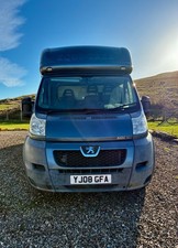 Equi-Trek Valiant Horsebox