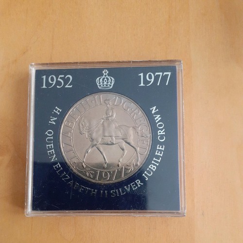 1977 queen elizabeth - queen,