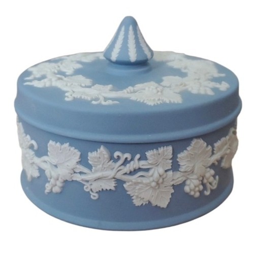 Wedgwood jasperware vintage - jasperware,