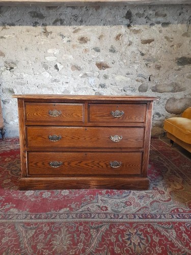 Vintage oak chest drawers - of,