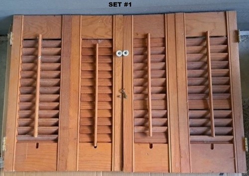Set wooden louvered - of, 2