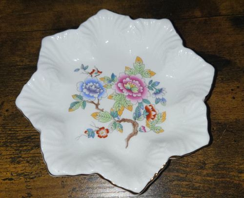 Aynsley ruffled butterflies - ruffled,