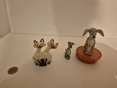 Lady the tramp figure - tramp, bundle