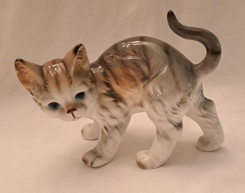 Vintage kitty cat figurine