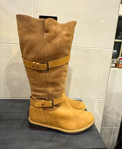 New size next tan - 8, 42