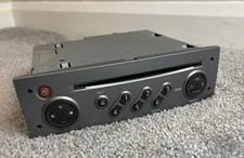 RENAULT GRAND SCENIC MEGANE RADIO STEREO CD PLAYER 8200562686-B